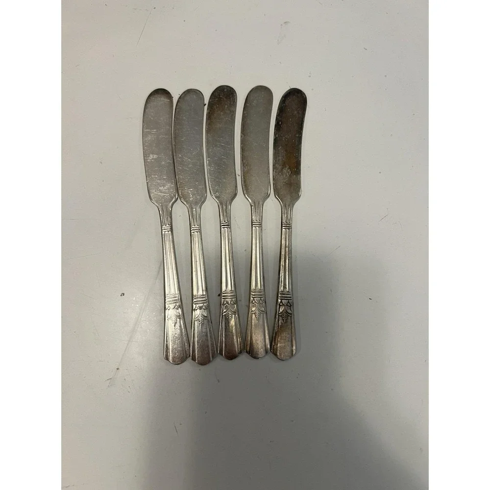 Vintage 1930s Court Silver Plate Butter Spreader Knives - Set‎ of 5